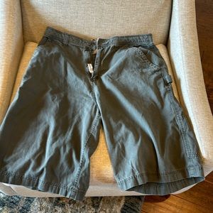 Men’s shorts size 34